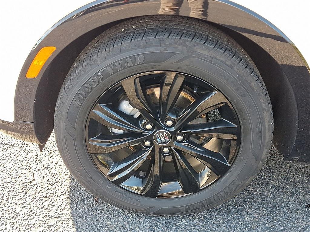 used 2025 Buick Envista car, priced at $24,900