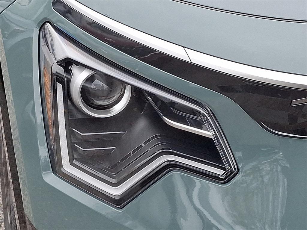 new 2025 Kia Niro EV car, priced at $42,645