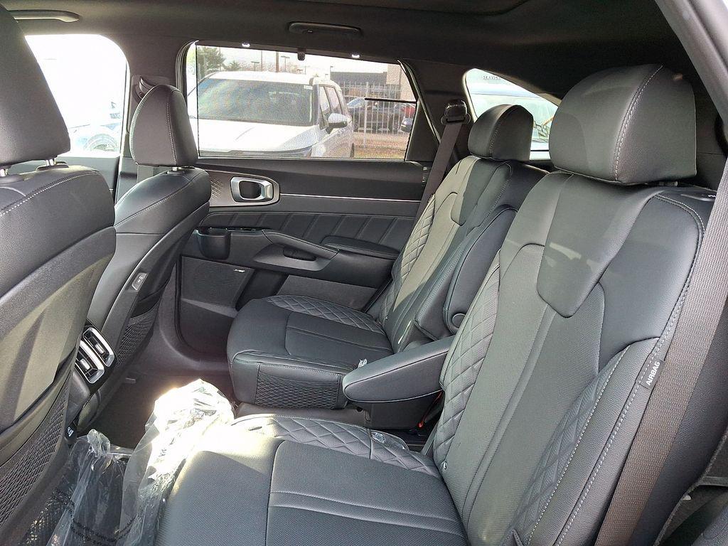 new 2026 Kia Sorento Plug-In Hybrid car, priced at $55,000