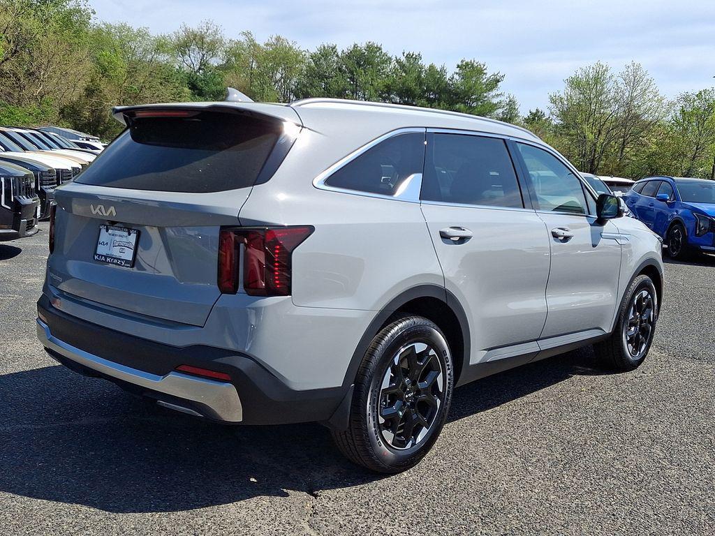 new 2026 Kia Sorento car, priced at $38,705