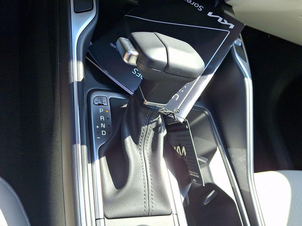 new 2026 Kia Sorento car, priced at $38,705