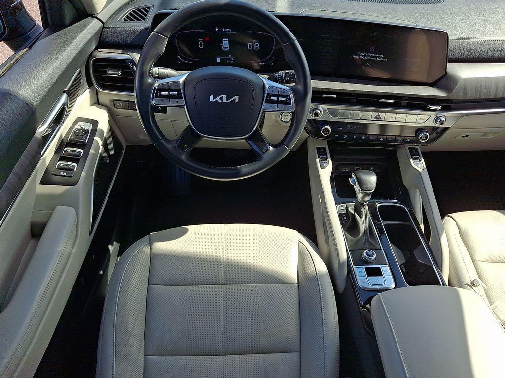 used 2023 Kia Telluride car, priced at $35,485