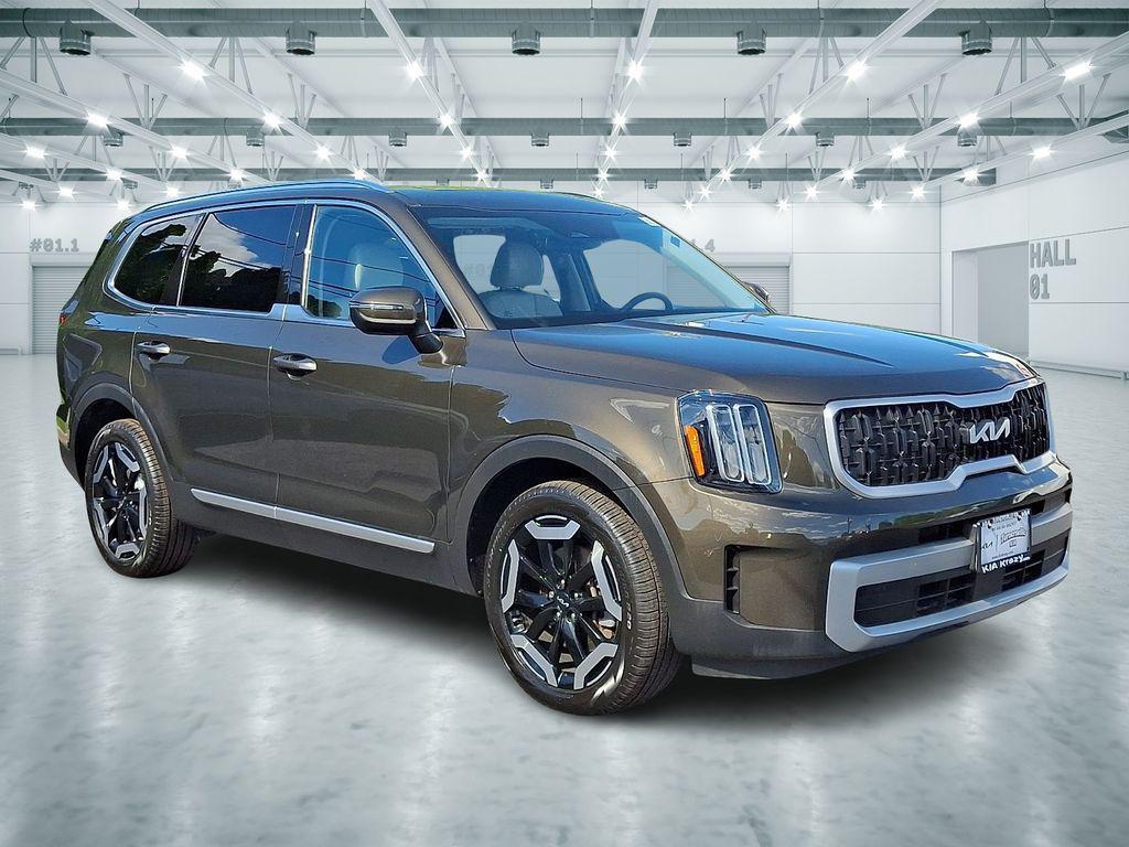 used 2023 Kia Telluride car, priced at $35,485