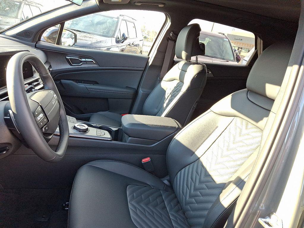 new 2026 Kia Sportage Plug-In Hybrid car, priced at $49,010