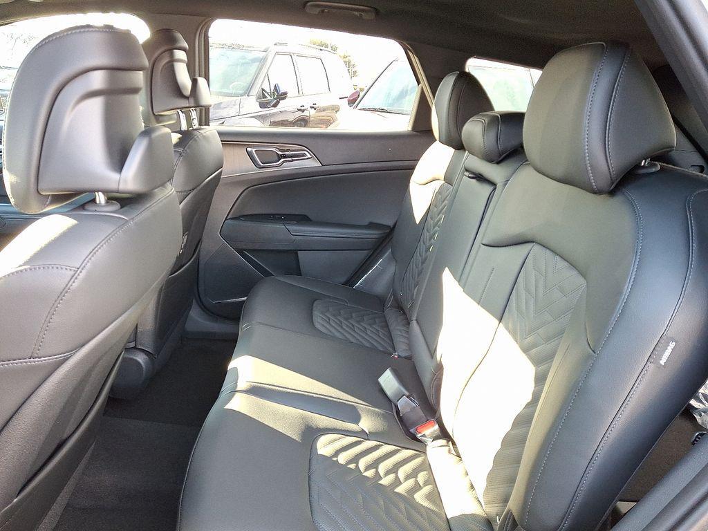 new 2026 Kia Sportage Plug-In Hybrid car, priced at $49,010