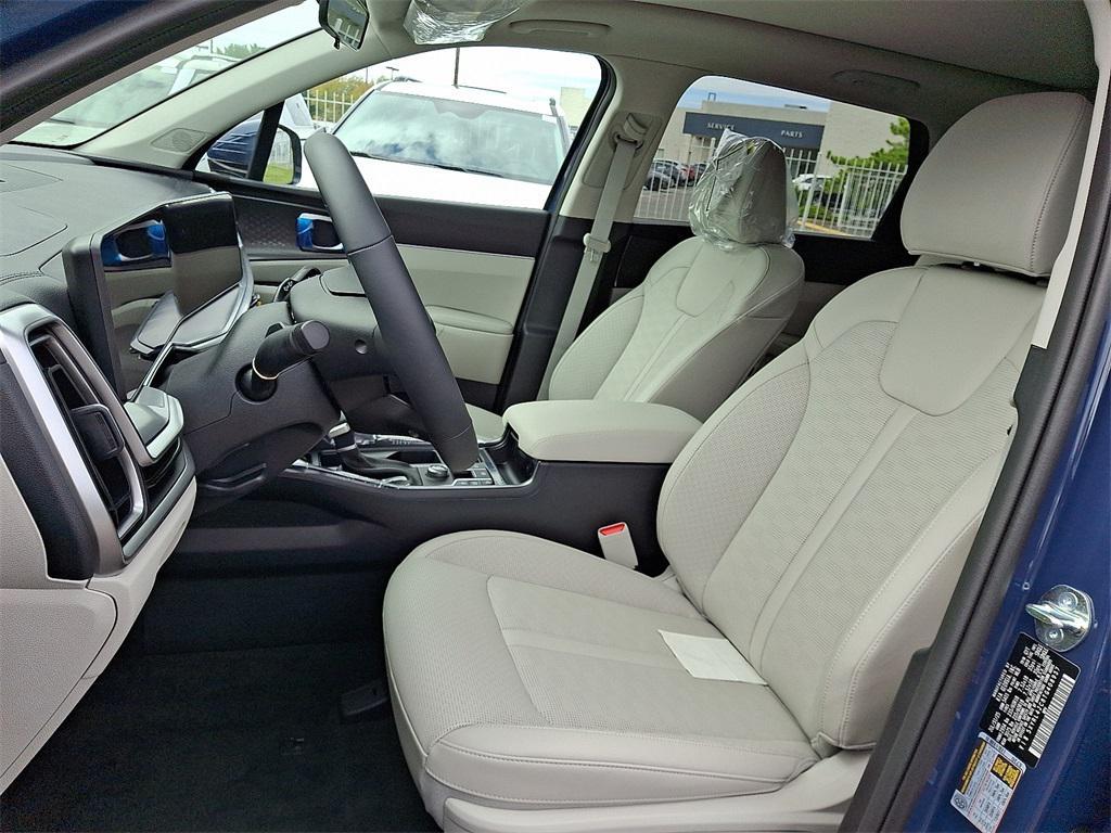 new 2026 Kia Sorento car, priced at $38,595