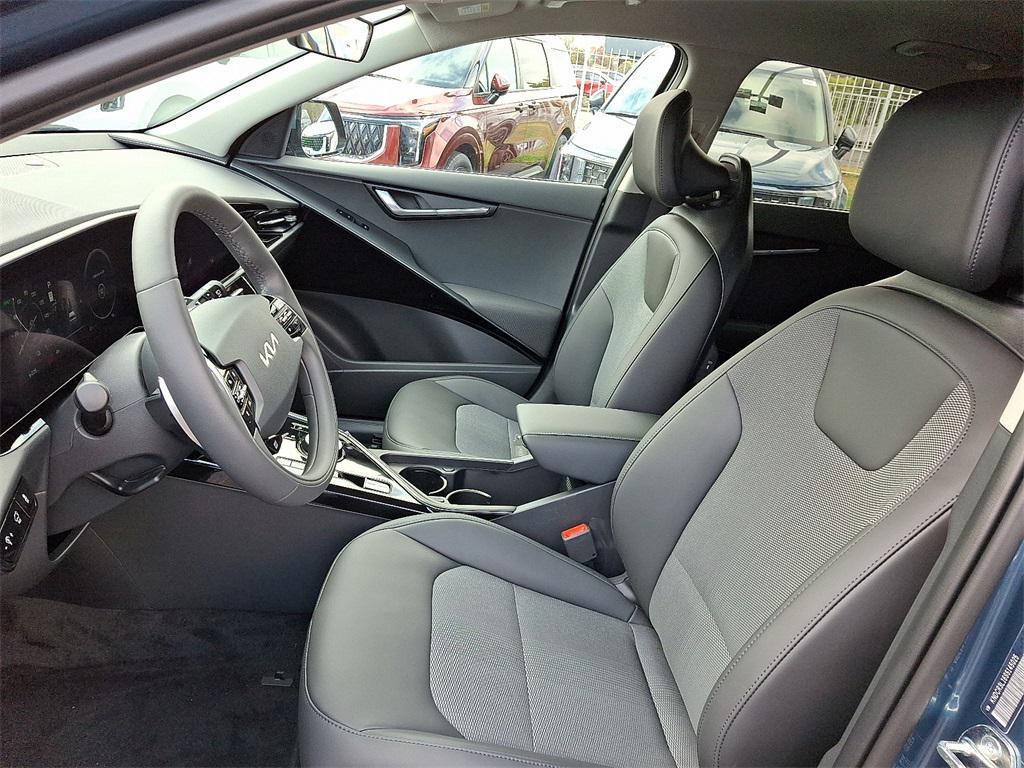 new 2025 Kia Niro EV car, priced at $42,705