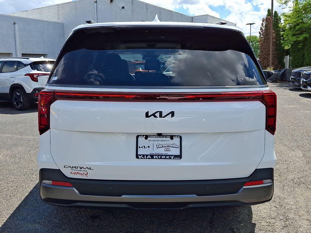 new 2026 Kia Carnival car, priced at $49,930