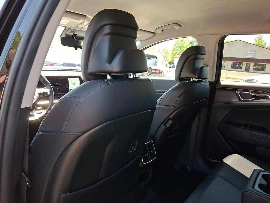 used 2023 Kia Sportage Hybrid car, priced at $26,500