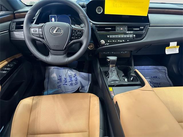 new 2025 Lexus ES 300h car, priced at $47,528