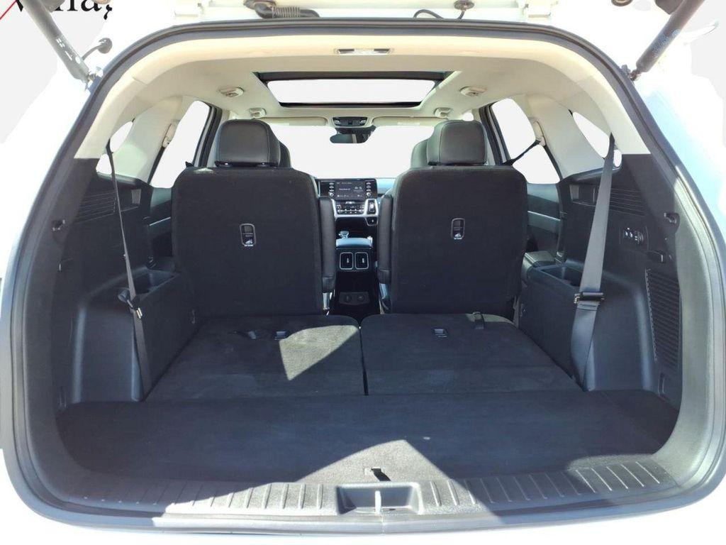 used 2021 Kia Sorento car, priced at $21,900