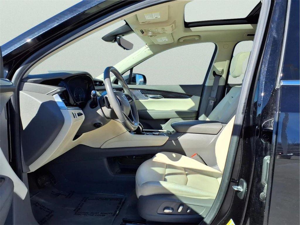 used 2020 Cadillac XT6 car, priced at $26,900