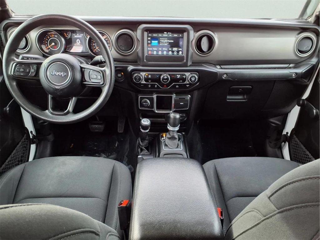 used 2022 Jeep Gladiator car, priced at $27,900