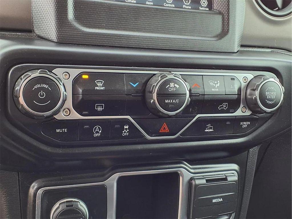 used 2022 Jeep Gladiator car, priced at $27,900