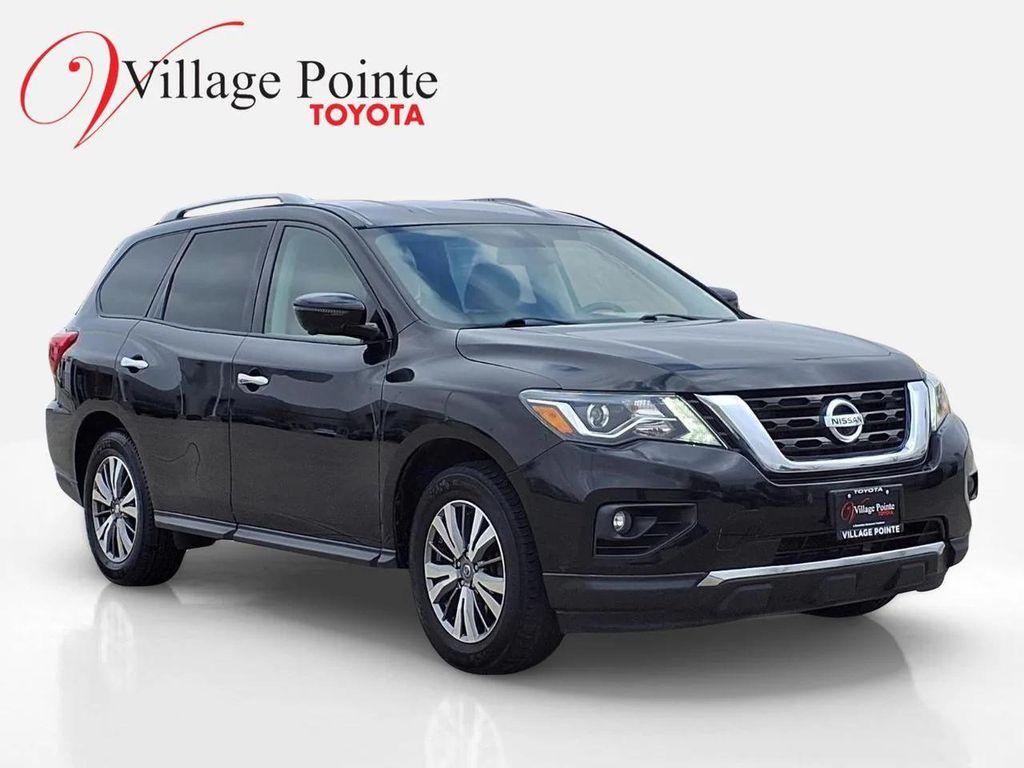 used 2020 Nissan Pathfinder car, priced at $16,200