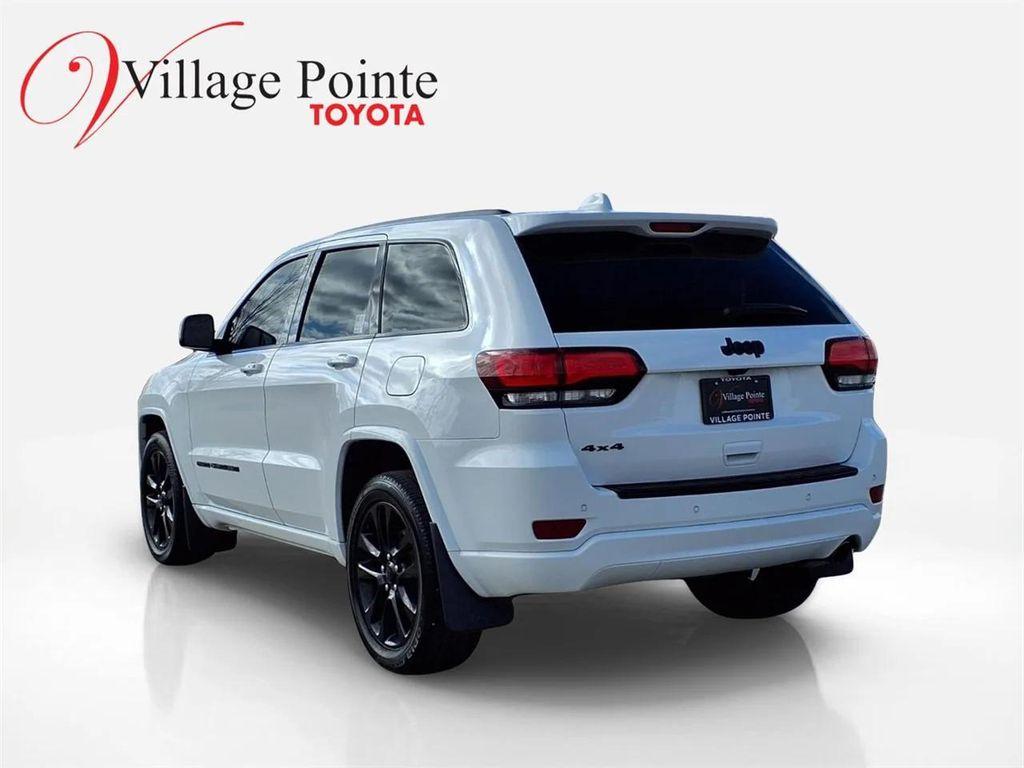 used 2022 Jeep Grand Cherokee car, priced at $26,900