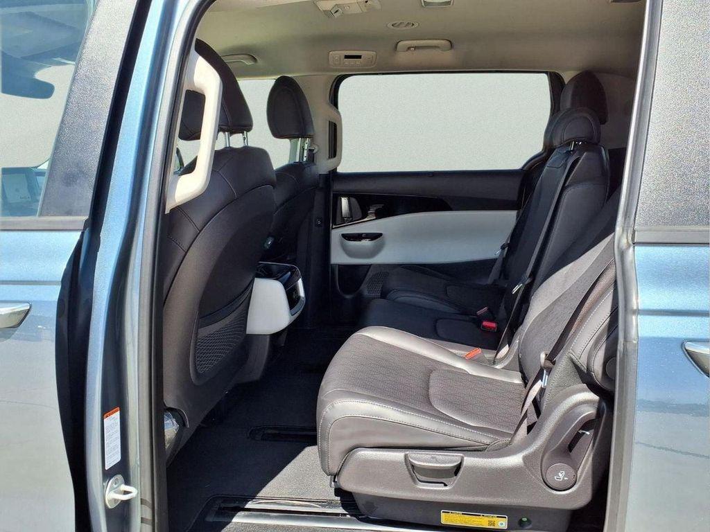 used 2024 Kia Carnival car, priced at $31,900
