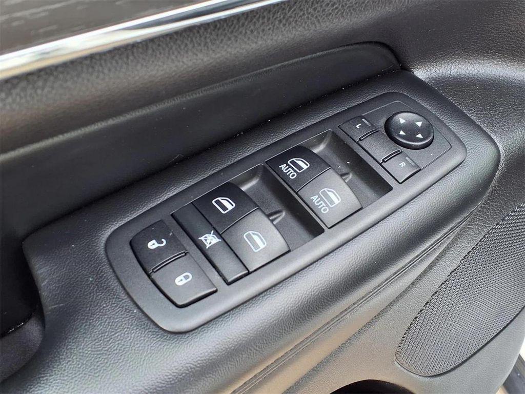 used 2018 Jeep Grand Cherokee car, priced at $15,900