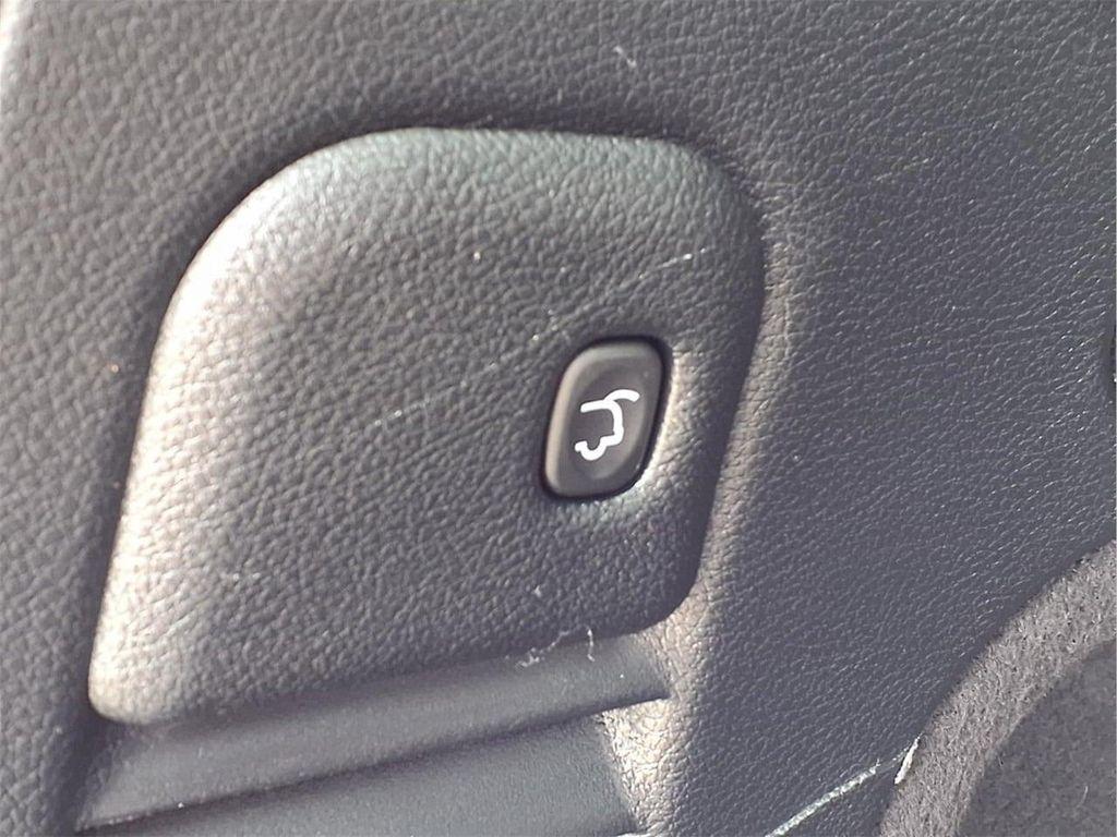 used 2018 Jeep Grand Cherokee car, priced at $15,900