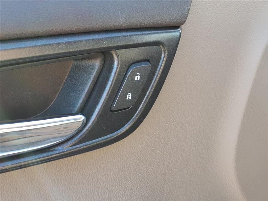 used 2019 Chevrolet Suburban car, priced at $24,900