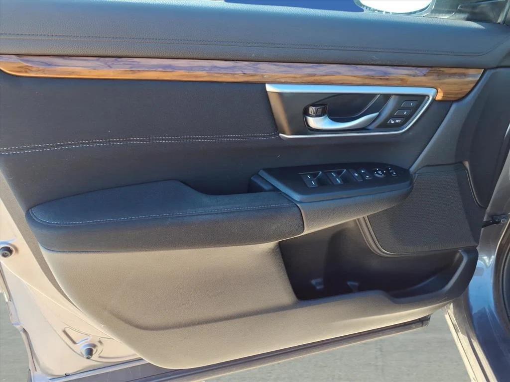 used 2021 Honda CR-V Hybrid car, priced at $21,900