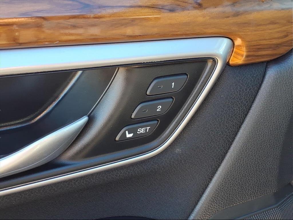 used 2021 Honda CR-V Hybrid car, priced at $21,900