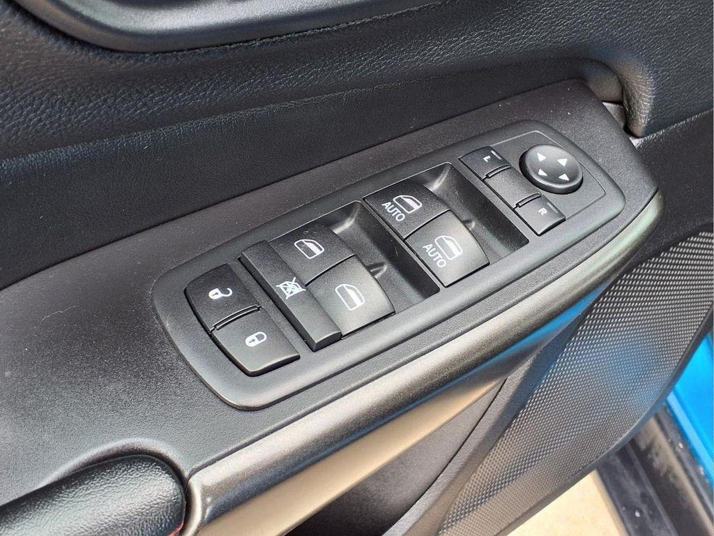 used 2020 Jeep Cherokee car, priced at $17,500