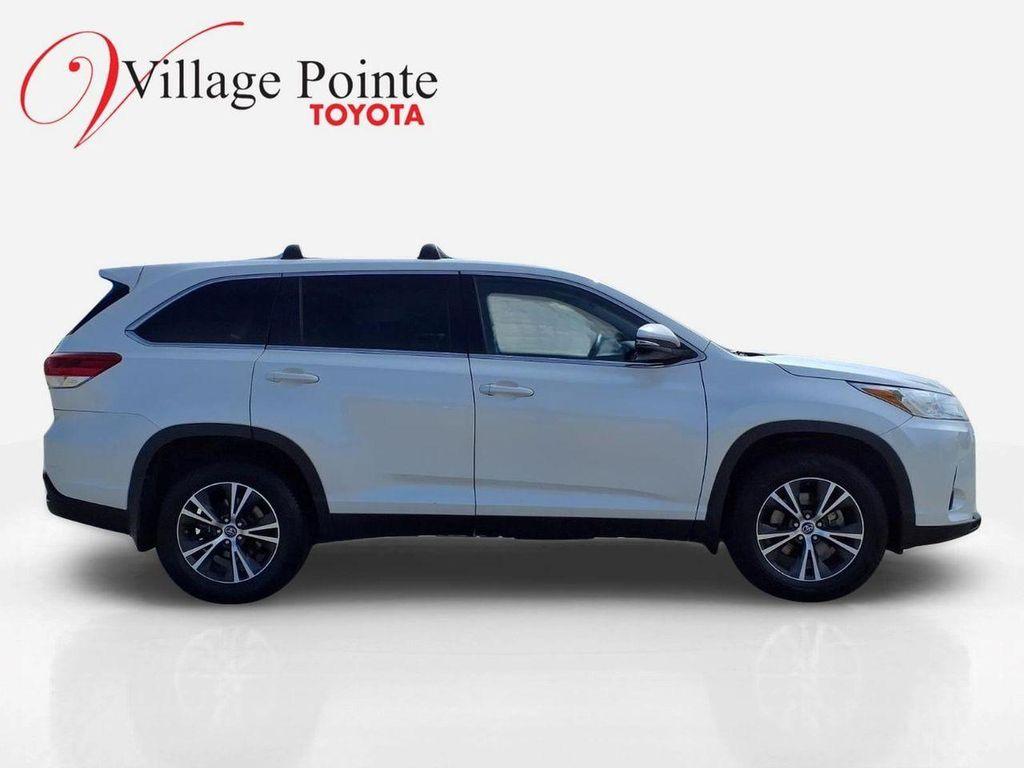 used 2019 Toyota Highlander car, priced at $24,900
