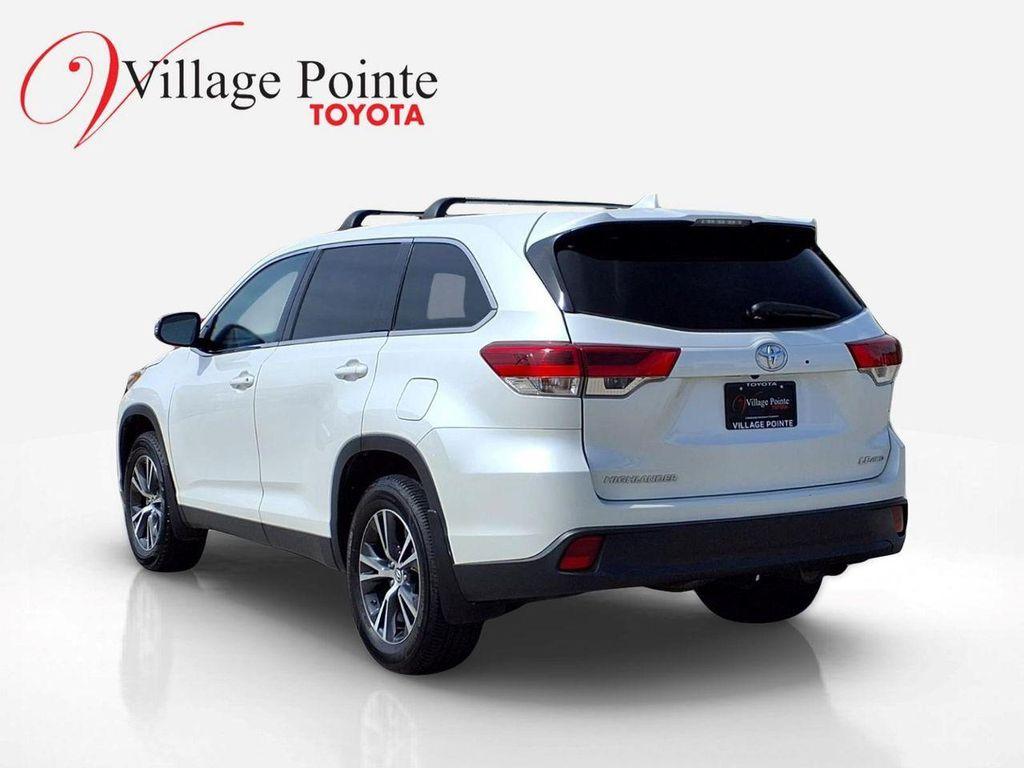 used 2019 Toyota Highlander car, priced at $24,900