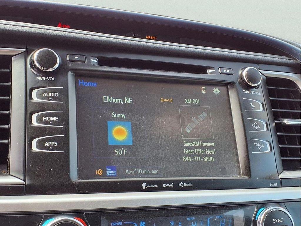 used 2019 Toyota Highlander car, priced at $24,900
