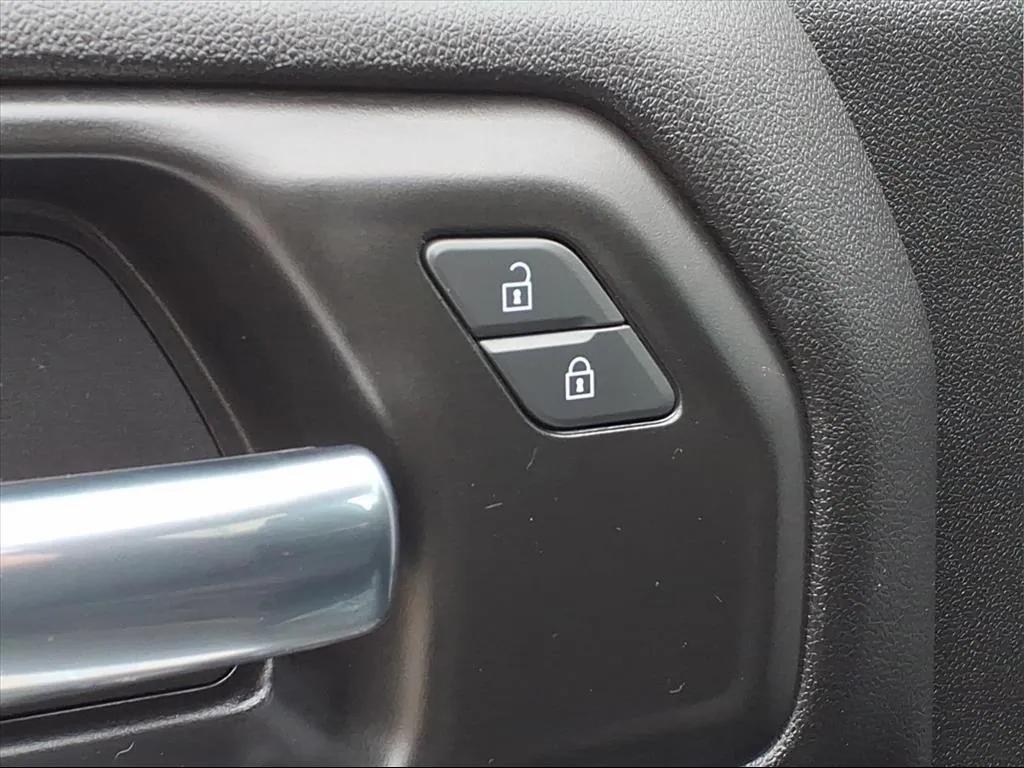 used 2022 Chevrolet Silverado 1500 car, priced at $26,900