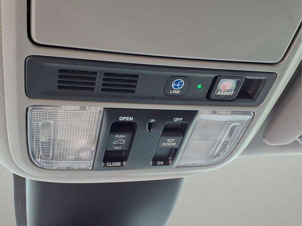 used 2023 Honda Odyssey car, priced at $37,901