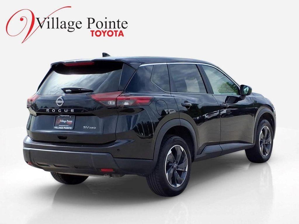used 2024 Nissan Rogue car, priced at $21,900