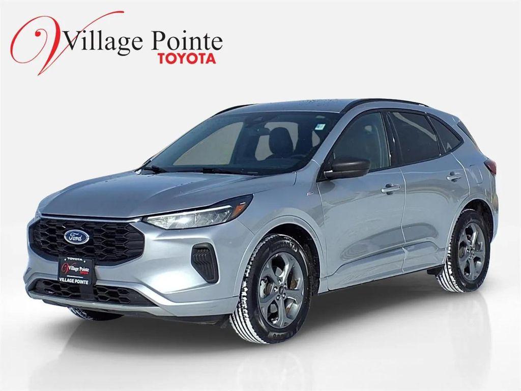 used 2024 Ford Escape car, priced at $19,900
