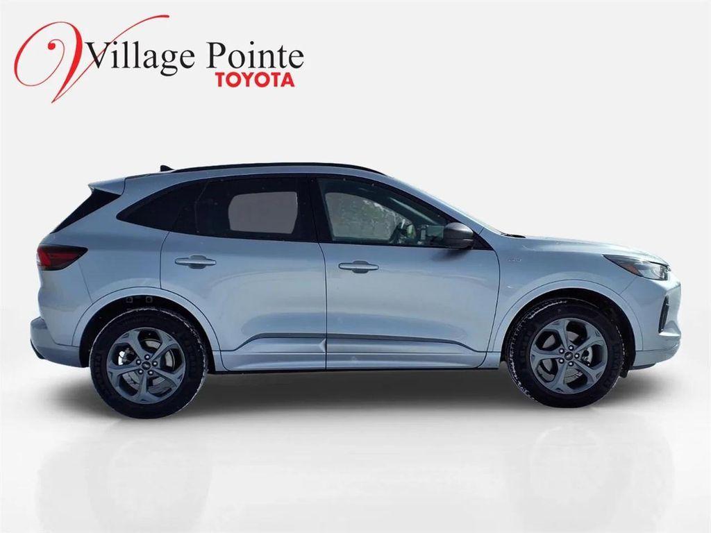 used 2024 Ford Escape car, priced at $19,900
