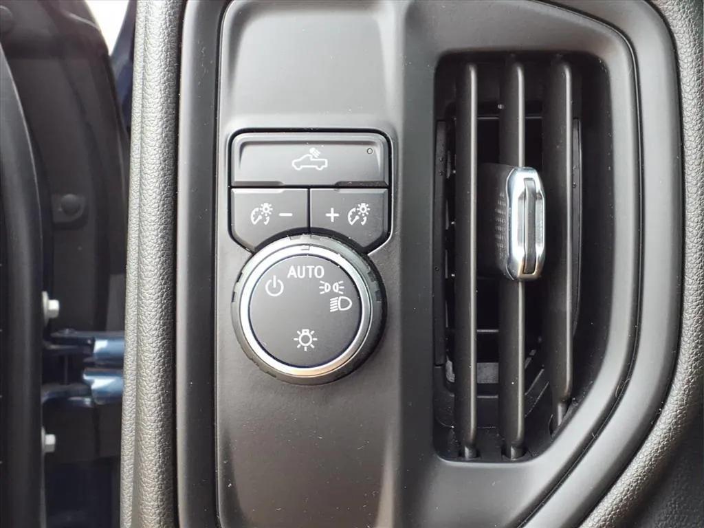 used 2021 Chevrolet Silverado 1500 car, priced at $24,900