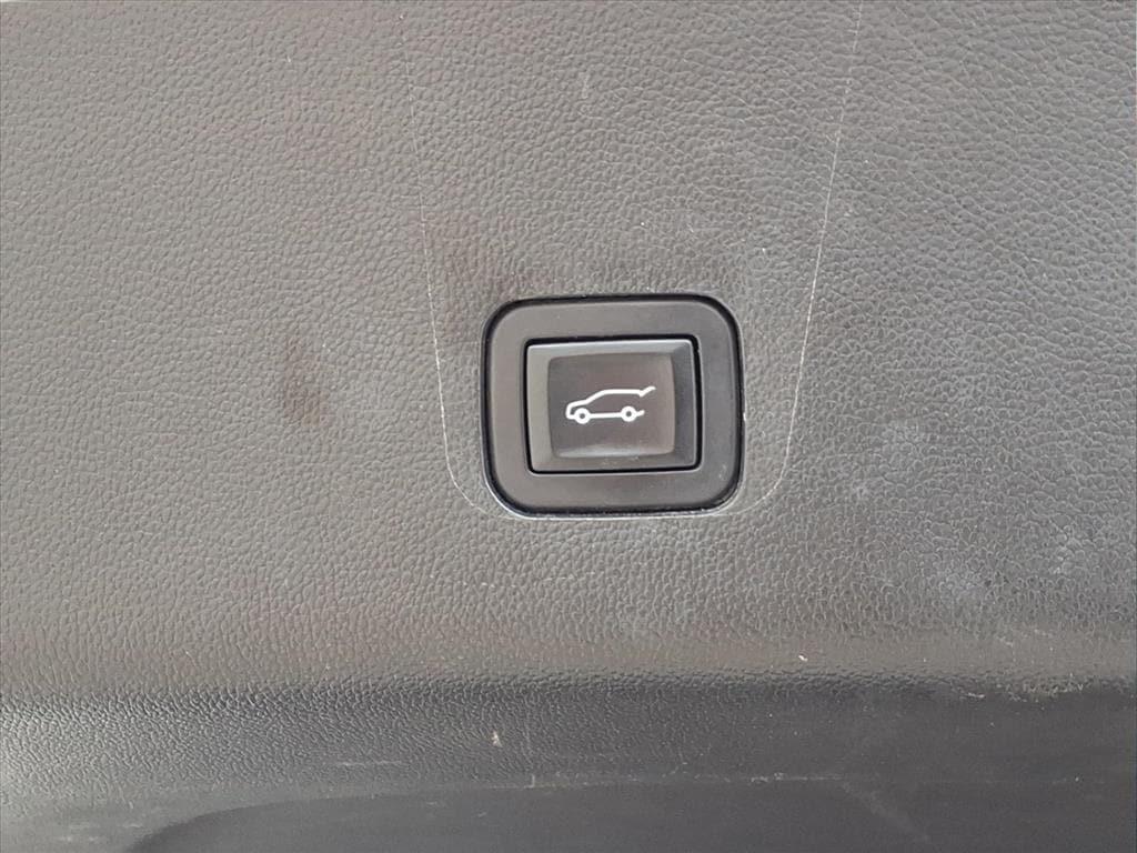 used 2019 Chevrolet Traverse car, priced at $21,500