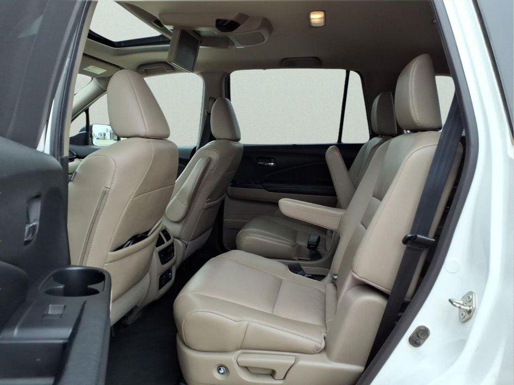 used 2020 Honda Pilot car, priced at $19,900