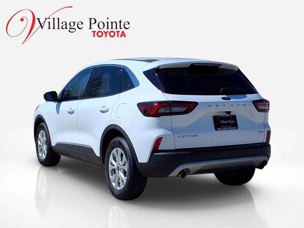 used 2023 Ford Escape car, priced at $22,500
