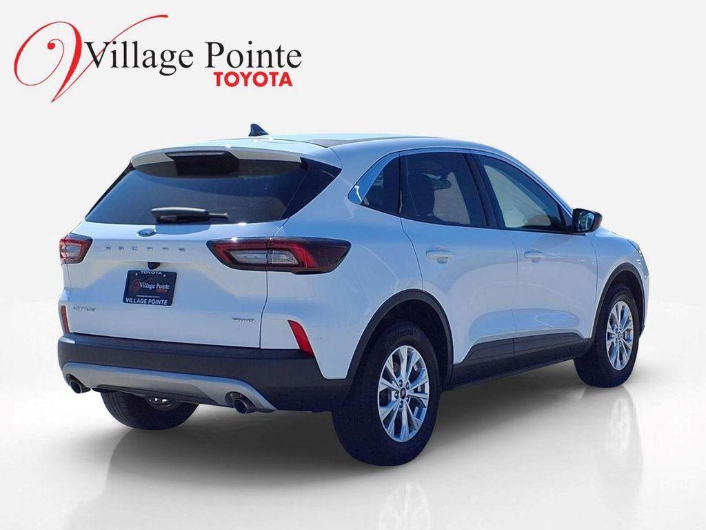 used 2023 Ford Escape car, priced at $22,500