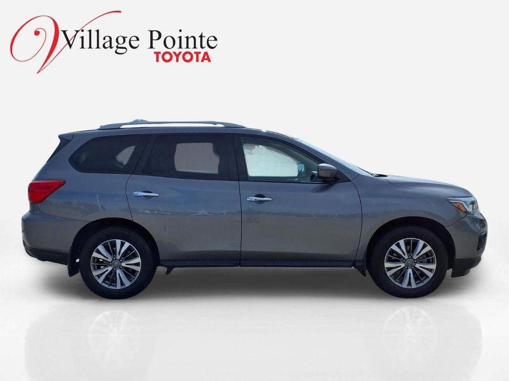 used 2020 Nissan Pathfinder car, priced at $18,500