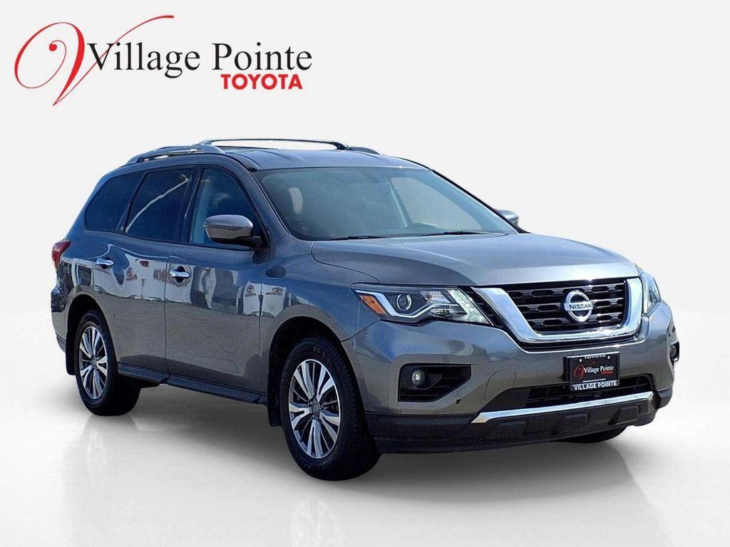 used 2020 Nissan Pathfinder car, priced at $18,500