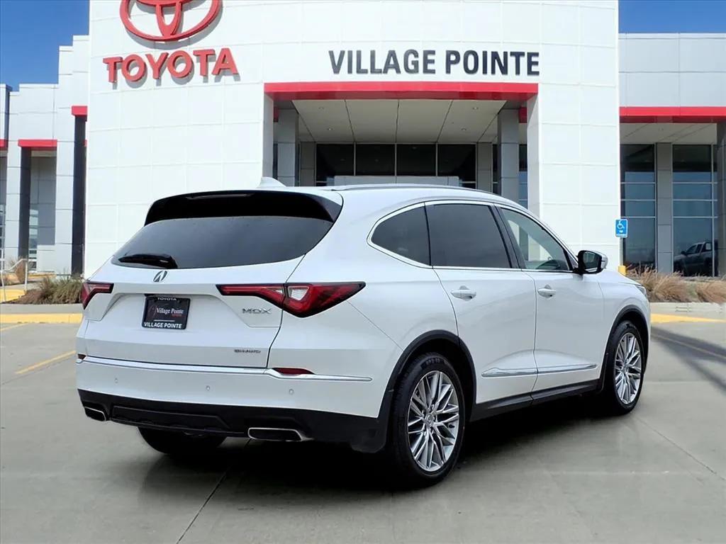 used 2023 Acura MDX car, priced at $38,900