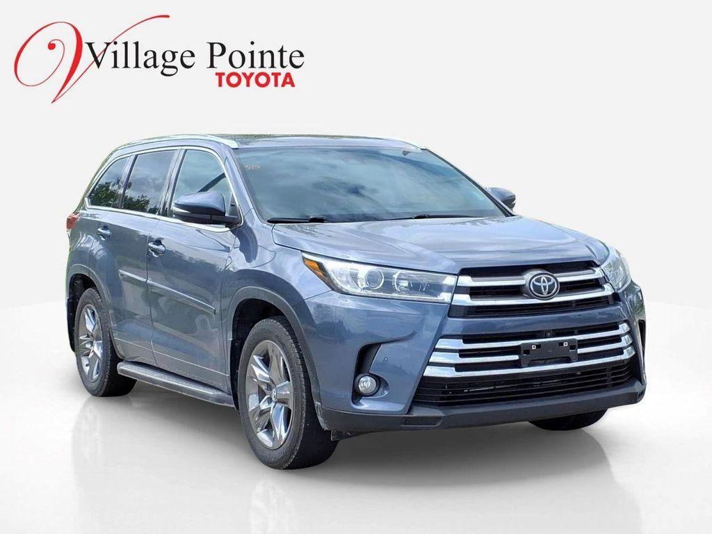 used 2018 Toyota Highlander car, priced at $24,500