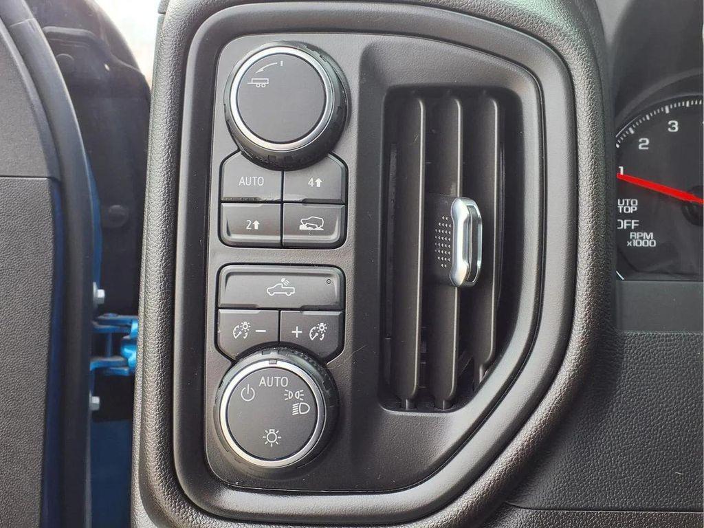 used 2024 Chevrolet Silverado 1500 car, priced at $34,900