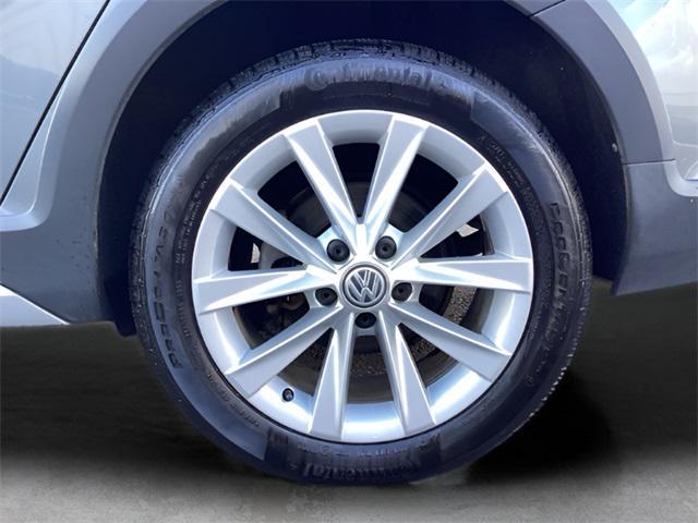 used 2019 Volkswagen Golf Alltrack car, priced at $17,427