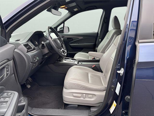 used 2023 Honda Passport car, priced at $29,997