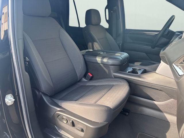used 2024 GMC Yukon car, priced at $48,448