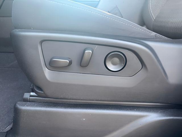 used 2024 GMC Yukon car, priced at $48,448