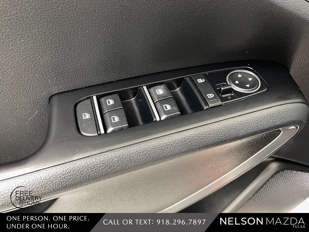 used 2021 Kia Soul car, priced at $14,903